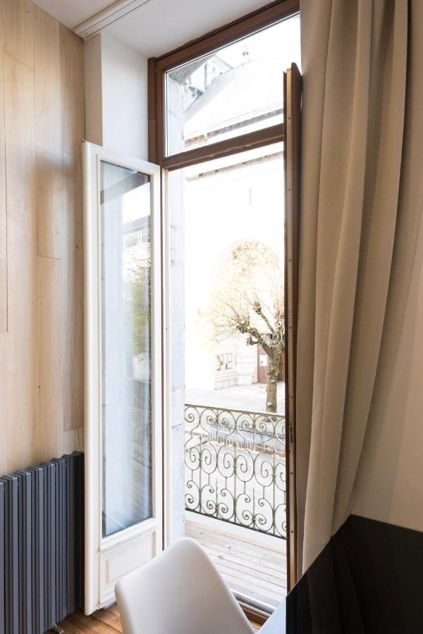 Studio Neuf, Charme De L'Ancien, Avec Balcon - 3 Etoiles, 4 Diamants Apartment Bagnères-de-Bigorre Exterior foto